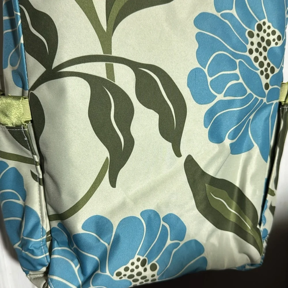 Ju-Ju-Be Crossbody Bag Lightweight Tote Bag 10 x 14